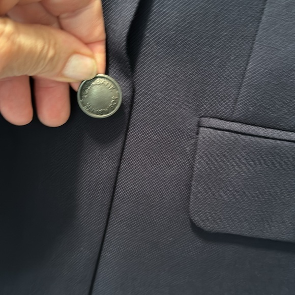 NWOT Mens Navy Blue utility blazer by Jos A Bank. 100% wool. Size 44 regular. - Picture 2 of 16